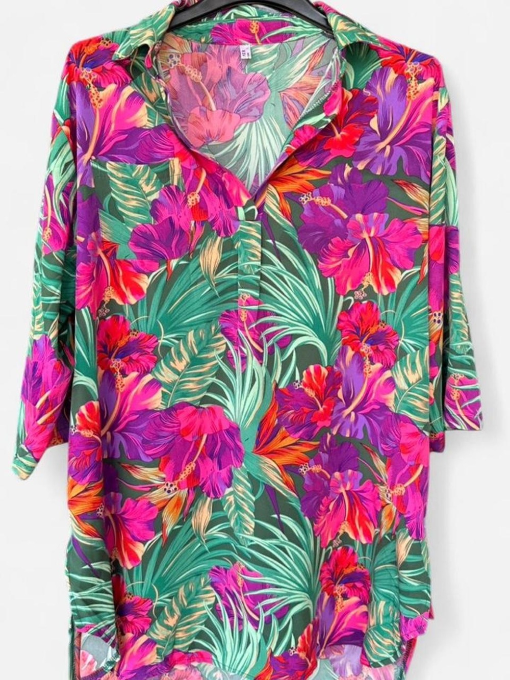 Vibrant Tropical Floral Button-Up Shirt - Dress Green/Pink